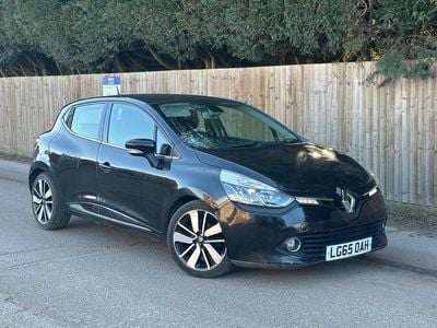 Black Used 2015 Renault Clio IV Dynamique Hatchback | £3,495 (Good price)
