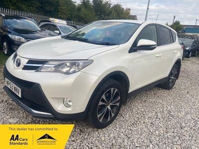 Used Toyota RAV4 124 HP (91 kW) 2014 White SUV