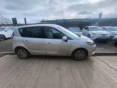 Used Renault Scénic III Dynamique 110 HP (80 kW) 2015 Silver MPV
