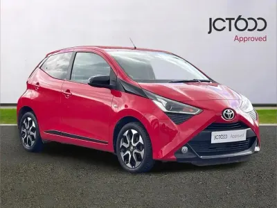 Used Toyota Aygo Trend 72 HP (52 kW) 2020 Red Hatchback