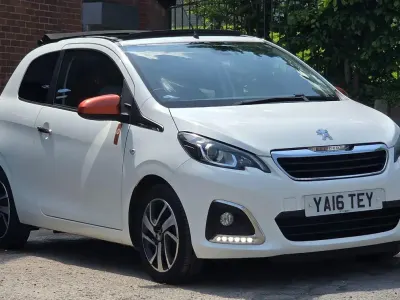 Used Peugeot 108 Roland Garros 82 HP (60 kW) 2016 White Hatchback