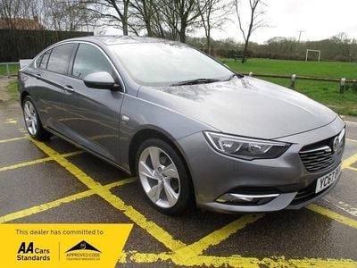 Used Vauxhall Insignia Sport 165 HP (121 kW) 2017 Grey Hatchback