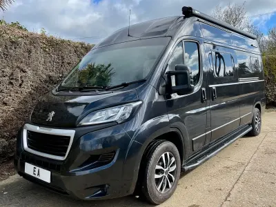 Used Peugeot Boxer 140 HP (102 kW) 2020 Grey Van