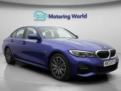 Begagnad BMW 330e M Sport 292 HK (214 kW) 2022 Blå Sedan