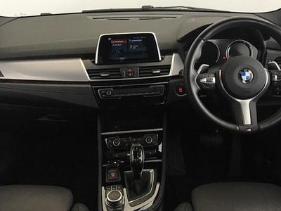 Used BMW 220 Active Tourer M Sport 187 HP (137 kW) 2020 White MPV