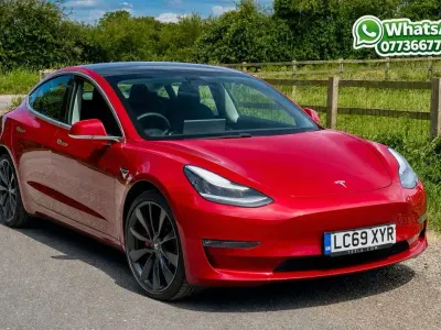 Used Tesla Model 3 Performance 72 kW (99 HP) 2019 Red Sedan