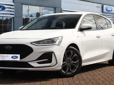 Used Ford Focus ST-Line 2022 White Hatchback