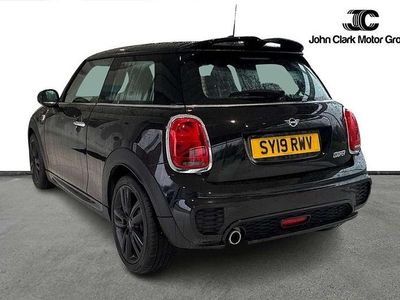 Used Mini Cooper Sport 134 HP (98 kW) 2019 Black Hatchback