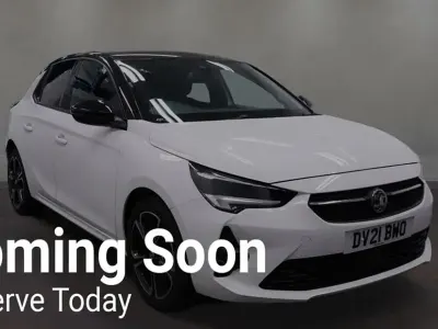 Usado Vauxhall Corsa SRi 130 HP (95 kW) 2021 Branco Citadino