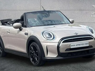 Usado Mini Cooper Exclusive 134 CV (98 kW) 2023 Gris Utilitario