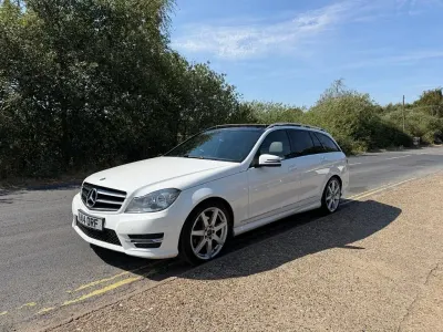 Used Mercedes C220 Sport Edition 2014 White Estate