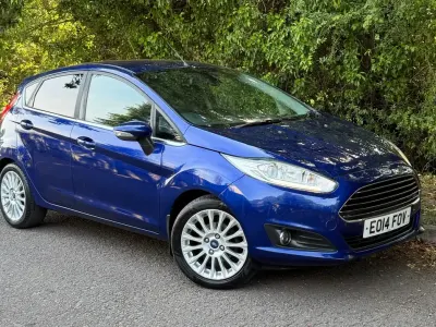 Used Ford Fiesta Titanium 125 HP (91 kW) 2014 Blue Hatchback