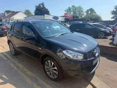 Used Nissan Qashqai Tekna 2011 Black SUV