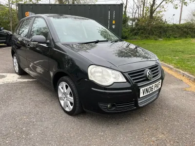 Used VW Polo S 80 HP (58 kW) 2006 Black Hatchback