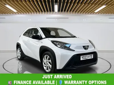 Begagnad Toyota Aygo X PURE 72 HK (52 kW) 2023 Vit SUV
