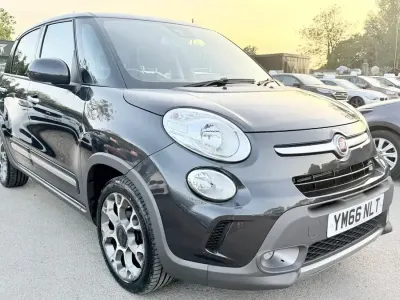 Used Fiat 500L Trekking 95 HP (69 kW) 2017 Grey MPV
