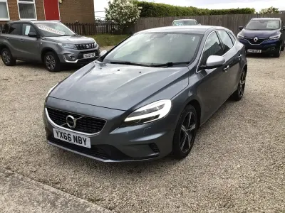 Used Volvo V40 R-Design 120 HP (88 kW) 2016 Grey Hatchback