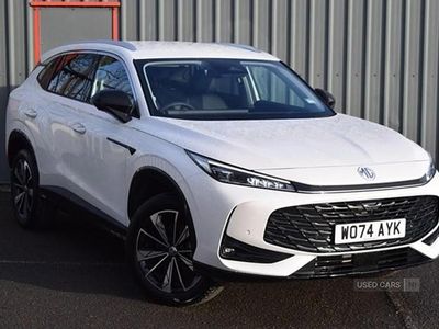 White Used 2025 MG HS Trophy SUV | £22,485 (Expensive)