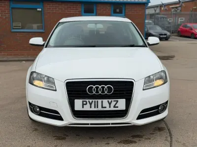 Begagnad Audi A3 Sport 2011 Vit Halvkombi