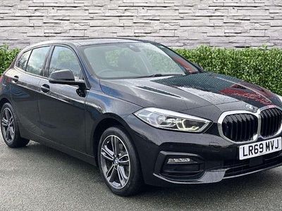 Used BMW 118 Sport Line 140 HP (102 kW) 2019 Black Hatchback