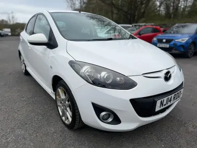 Used Mazda 2 82 HP (60 kW) 2014 White Hatchback