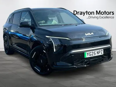 Begagnad Kia EV3 GT-Line S 147 kW (201 HK) 2025 Svart SUV