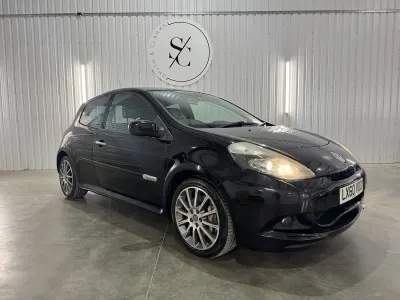 Used Renault Clio 201 HP (147 kW) 2010 Black Hatchback