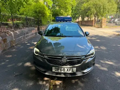 Used Vauxhall Astra S 105 HP (77 kW) 2018 Grey Hatchback