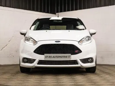 Used Ford Fiesta ST 182 HP (133 kW) 2017 White Hatchback