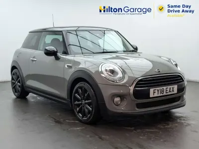 Begagnad Mini Cooper Hatch 2018 Grå Halvkombi