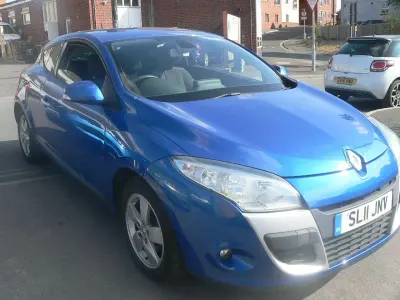 Used Renault Mégane Coupé Dynamique 2011 Blue Coupe