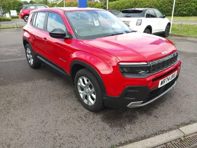 Used Jeep Avenger Altitude 100 HP (73 kW) 2024 Red SUV
