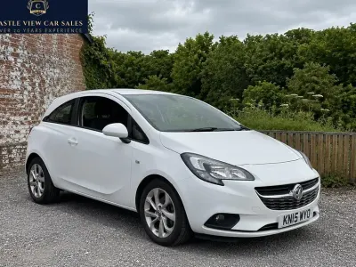 Used Vauxhall Corsa Excite 70 HP (51 kW) 2015 White Hatchback