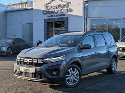 Begagnad Dacia Jogger Expression 110 HK (80 kW) 2023 Grå Minibuss