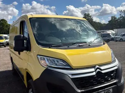 Used Citroën Relay 130 HP (95 kW) 2019 Yellow Van