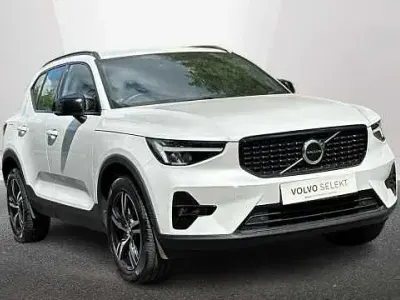 Usado Volvo XC40 Plus 161 HP (118 kW) 2023 SUV