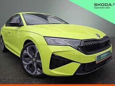 Used Skoda Octavia vRS 261 HP (191 kW) 2025 Hyper green Hatchback