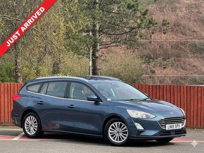 Used Ford Focus Titanium 125 HP (91 kW) 2019 Blue Estate