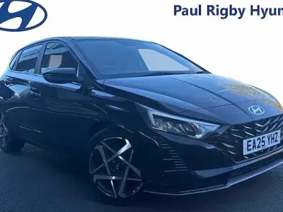 Used Hyundai i20 Premium 101 HP (74 kW) 2025 Black Hatchback