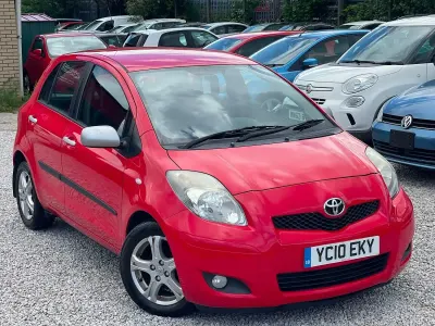 Used Toyota Yaris 2010 Red Hatchback