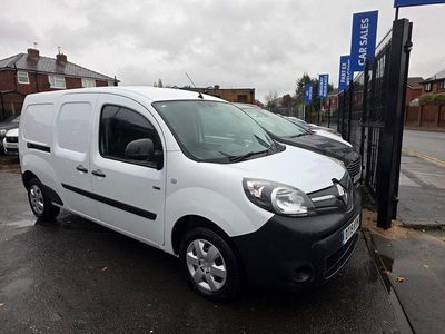 Used Renault Kangoo Business 44 kW (60 HP) 2019 White MPV