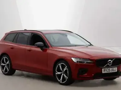 Used Volvo V60 Ultra 197 HP (144 kW) 2025 Estate