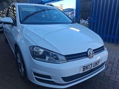 Used VW Golf VII SE 105 HP (77 kW) 2013 White Hatchback
