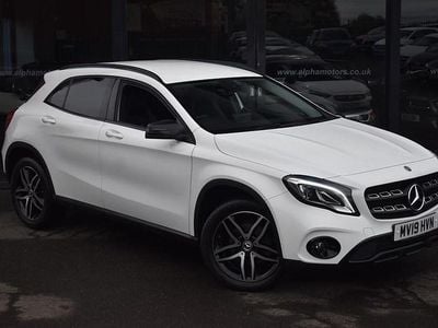 Used Mercedes GLA180 Urban 122 HP (89 kW) 2019 White SUV