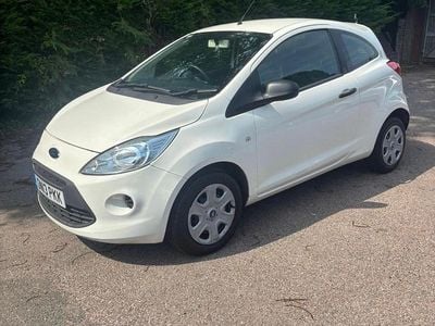 White Used 2013 Ford Ka Studio Hatchback | £2,550 (Fair price)