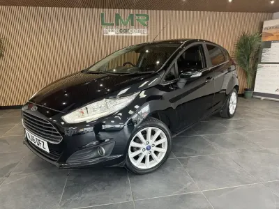 Usado Ford Fiesta Titanium 95 HP (69 kW) 2016 Preto Citadino