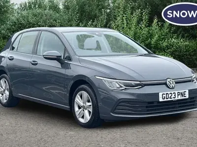 Used VW Golf VIII Life 150 HP (110 kW) 2023 Grey Hatchback