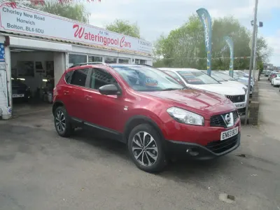 Begagnad Nissan Qashqai 360º 110 HK (80 kW) 2014 Röd SUV
