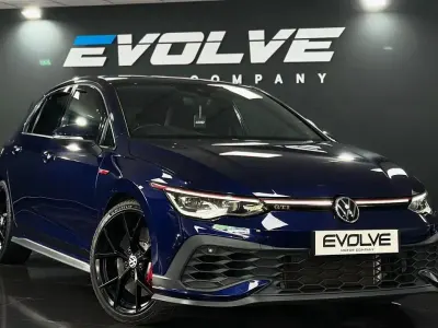 Begagnad VW Golf VII GTI Clubsport 300 HK (220 kW) 2021 Blå Halvkombi