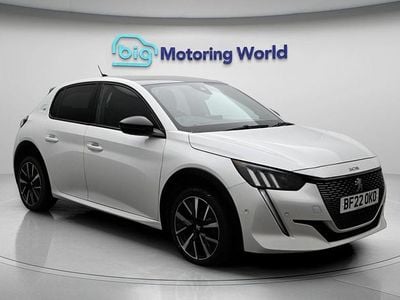 Used Peugeot 208 GT 102 HP (75 kW) 2022 White Hatchback